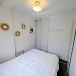 T2 Plein Centre Quartier Des Thermes Apartment *